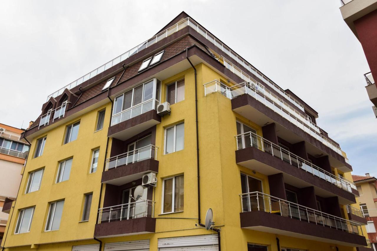 Apartment Coral Pomorie Exterior photo